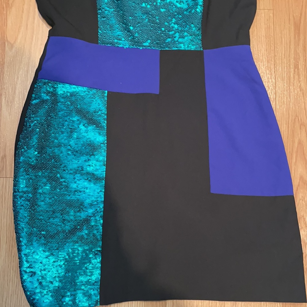 Style Stalker Color Block Sequin Detail Dress - image 2
